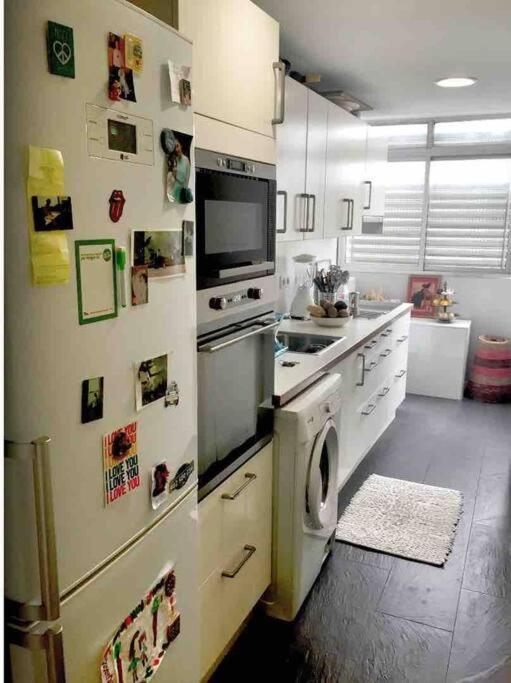 Piso Centrico, Bonito, Acogedor, Aire Acondicionado Y Piscina Enfrente De Casa Madrid Exterior foto